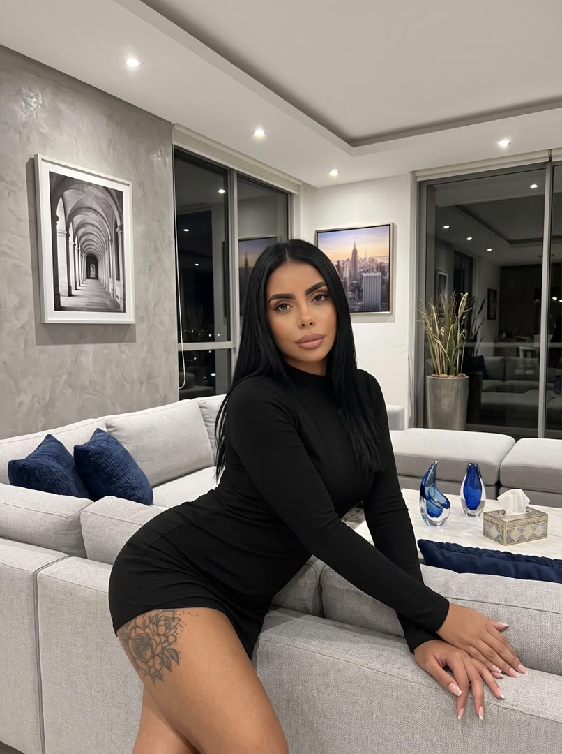 Escort - DIANA - Ibiza Tops